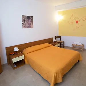  Oda ve Kahvaltı Orange Paradise